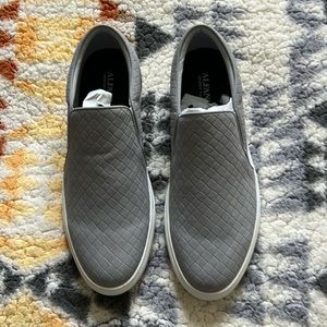 Men’s 10.5 Grey Alfani slip on shoes.